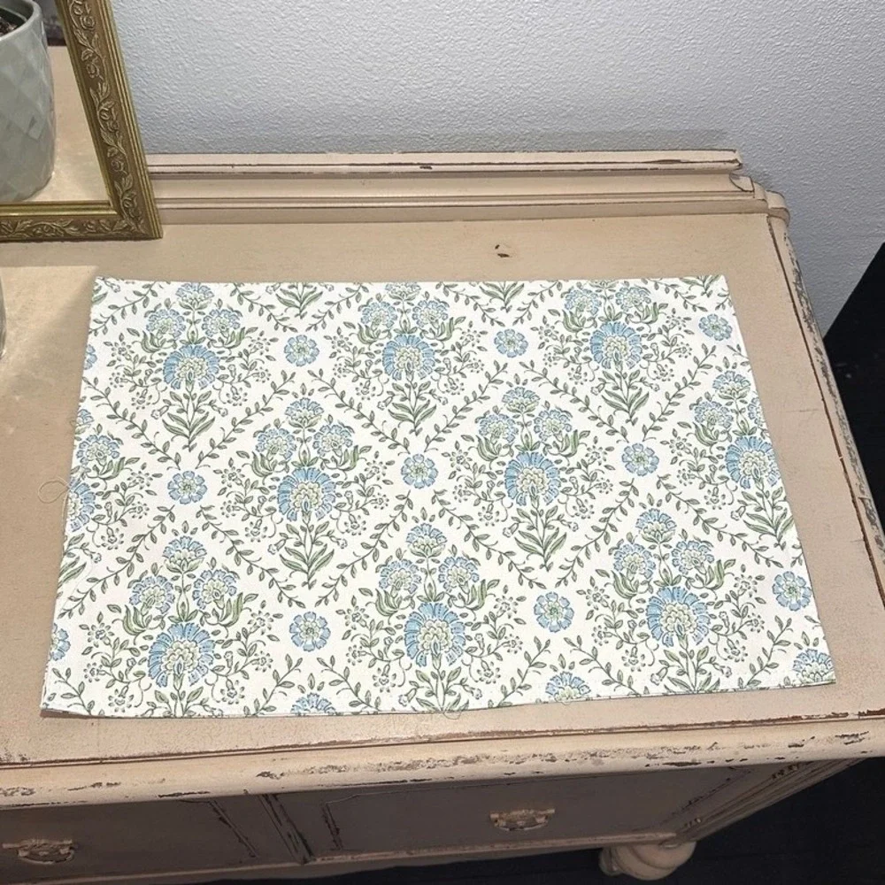Rachel Roy Shabby Chic Floral Damask Blue Green White Placemats, Set of 12